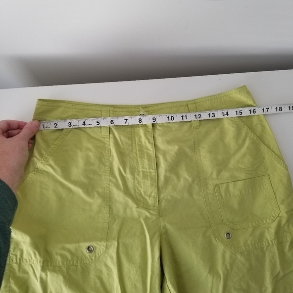 Chico's Cargo Cropped Neon Lime Green Pants Size 1.5 - Picture 2 of 10